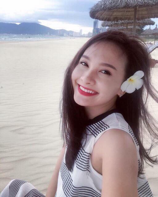 Cài tóc hoa đại cực xinh - Bí kíp sống ảo