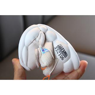 Giày thể thao da PU mềm mại cho bé