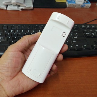 [Mã ELHA22 giảm 5% đơn 300K] Remote máy lạnh Funiki loại mới.