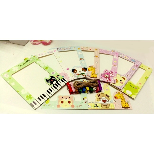 Bộ 9 khung ảnh in hình kèm kẹp gỗ và dây treo