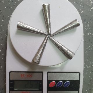 Chì câu cá nhọn xuyên tâm