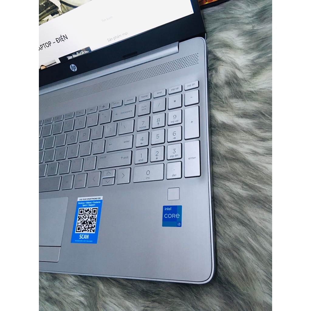 Laptop HP 15-DW3033dx Core i3-1115G4 3.0GHz 256GB SSD 8GB 15.6&quot; FHD BT WIN10S/Màu Bạc, laptop giá rẻ chính hãng