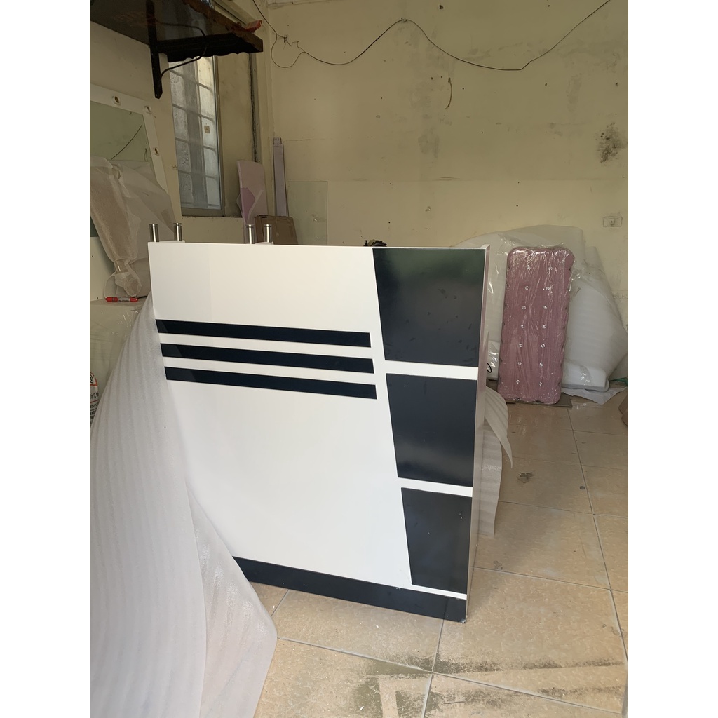 Quầy thu ngân mẫu 1