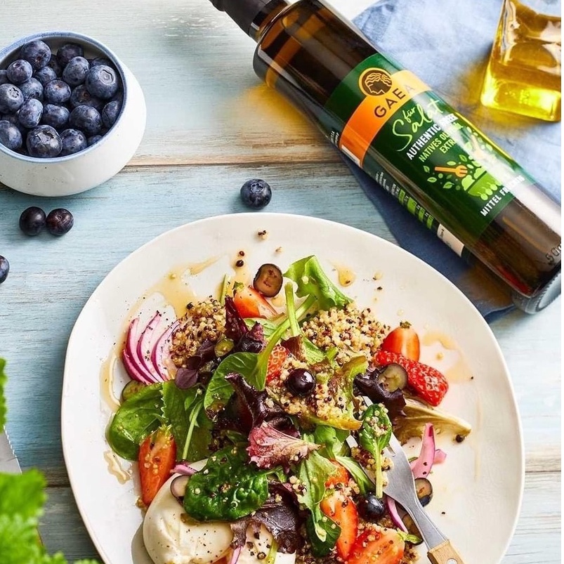 Dầu ô liu siêu nguyên chất dành cho Salad  nhãn hiệu Gaea 500ml