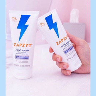 Sữa rửa mặt Zapzyt Acne Wash