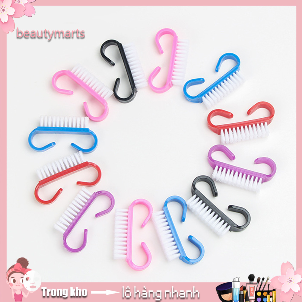 [Hàng mới về] Bàn Chải Làm Sạch Móng Tay Hình Chiếc Sừng Bằng Nhựa Tiện Dụng