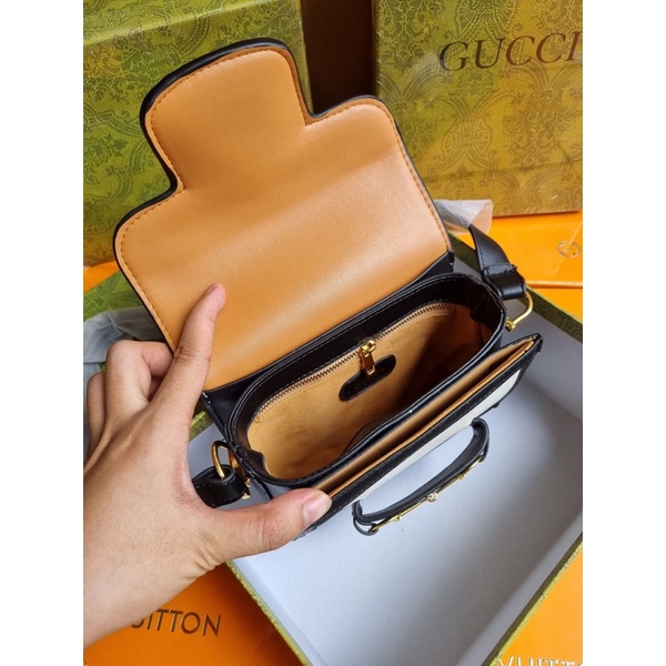 Túi xách nữ đeo chéo gc hà hồ Túi hồ ngọc hà trắng phối nâu Fullbox