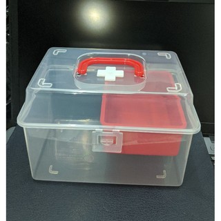 Hộp nhựa, hộp y tế mini 18x12cm cao 11,5cm trong suốt, có quai xách, sx tại Nhật. D012