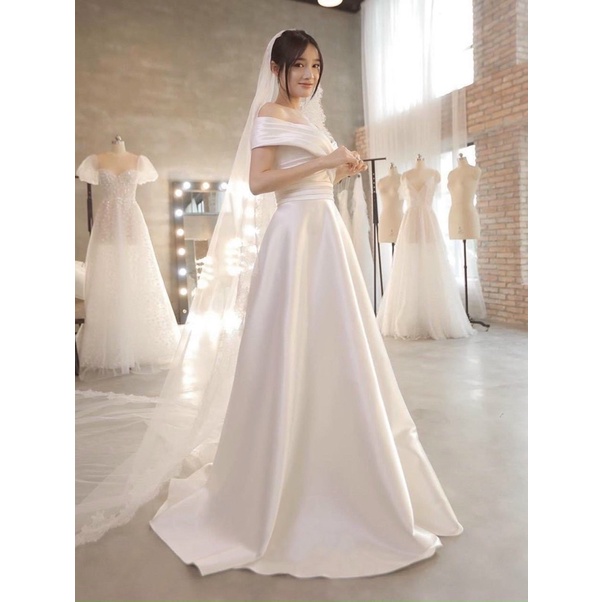 Đầm maxi cưới vẹt vai xếp ly sang trọng chất phi taffeta kèm nơ to TRIPBLE T DRESS - size S/M/L- MS184Y