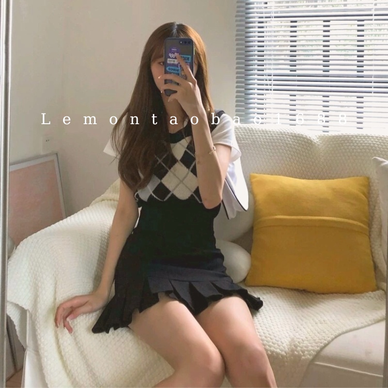 Chân váy ngắn chữ A xếp ly, cạp cao Lemon tao bao