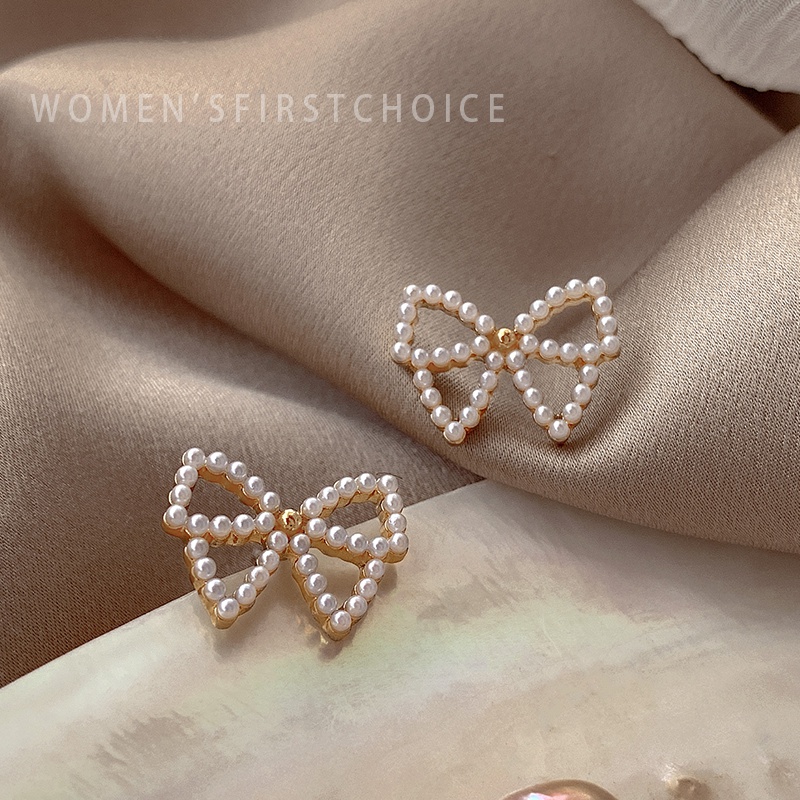 Bông tai hình bướm đính ngọc trai giả thời trang 2023 cho nữ