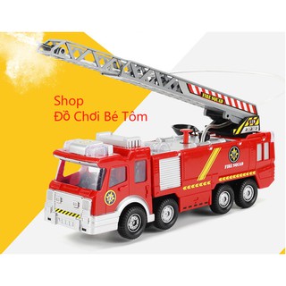 XE CỨU HỎA PHUN NƯỚC