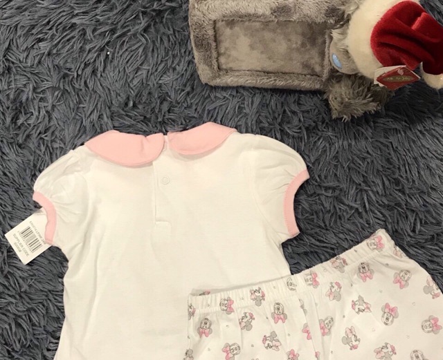 Bộ bé gái dư xịn minnie mouse