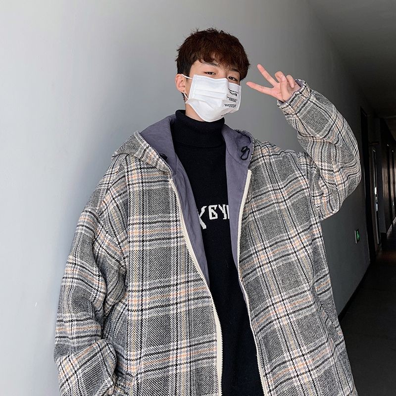 Áo khoác kaki có thể mặc được hai mặt, mua 1 được 2