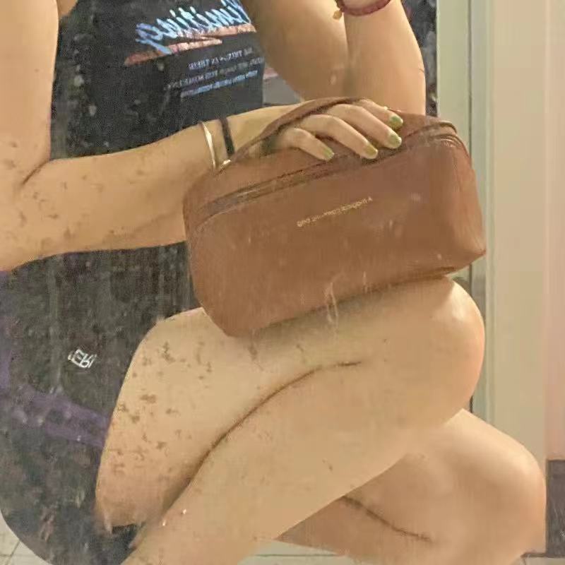 [Giao Hàng Nhanh] Túi Đựng Mỹ Phẩm Sức Chứa Lớn Đơn Giản Di Động Đi Du Lịch Cao Cấp Có Thể Giặt Rửa Cho Nữ