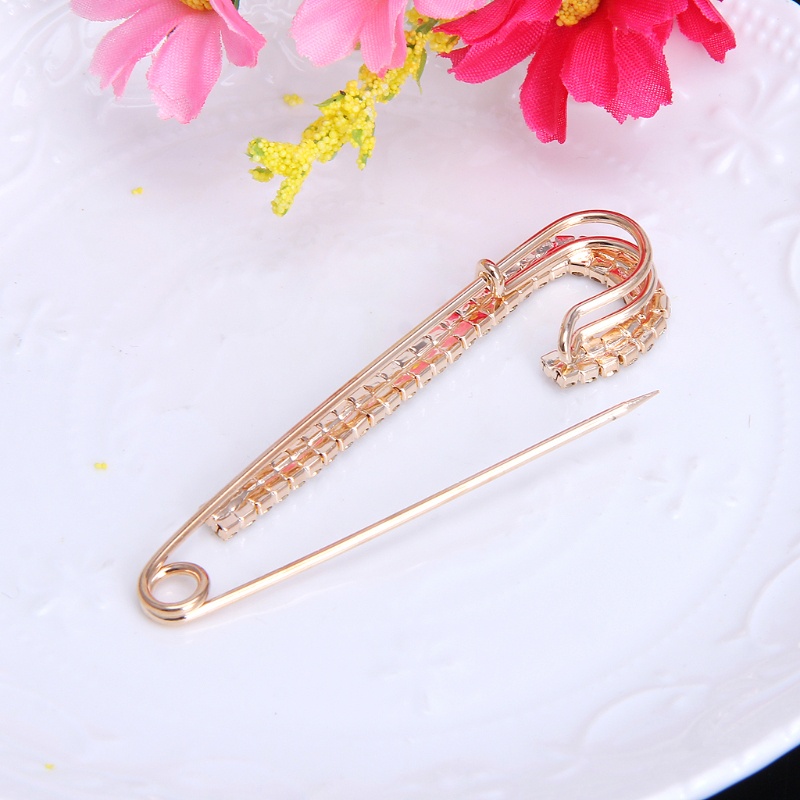 Ghim Cài Áo Ba Lô / Khăn Choàng / Túi Xách Hình Pha Lê Màu Vàng / Bạc An Toàn