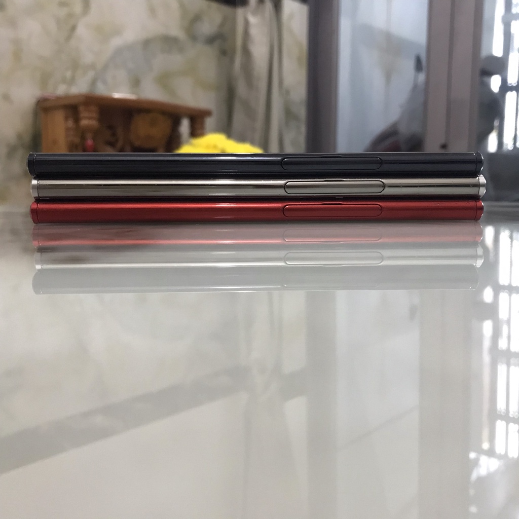Điện thoại Sony Xperia XZ Premium 4/64GB