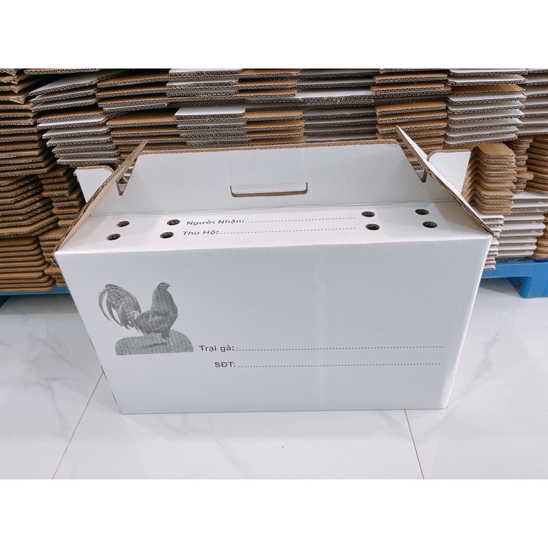 Combo 3 Thùng Gà Nòi  giấy Carton Cao Cấp. Thoáng khí, cung cấp đủ Oxi cho gà khi di chuyển xa được thoải mái.