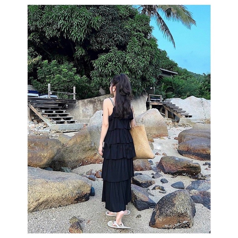 VÁY/ĐẦM MAXI HAI DÂY SUÔNG TĂM LY TẦNG DÀI, DÂY CHẠY VIỀN NGỌC 2 MÀU ĐEN-XANH HOT