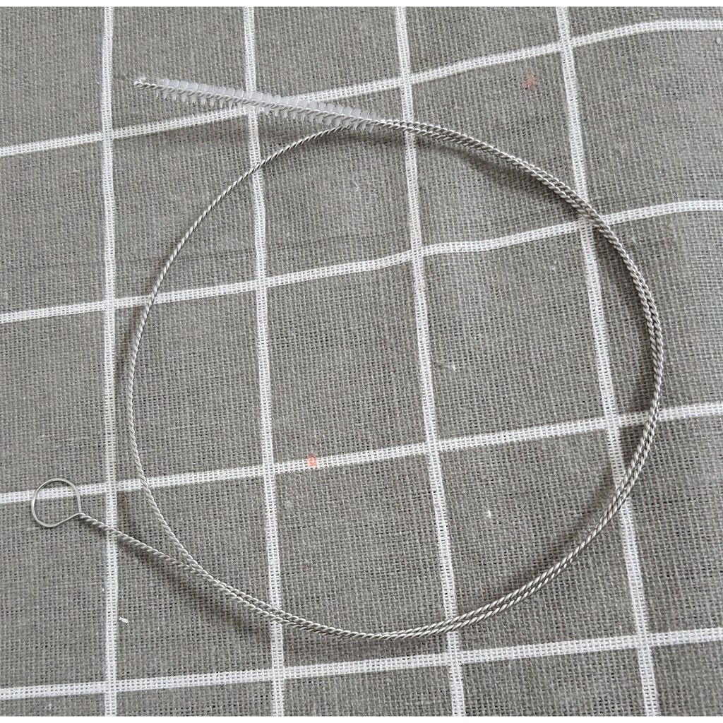 Dụng cụ vệ sinh dây máy hút sữa dài 70 cm