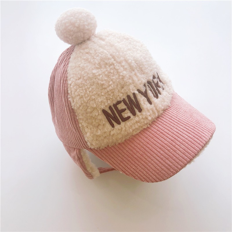 Mũ Lưỡi Trai Lông Cừu Thêu Chữ Thời Trang Giữ Ấm Cho Bé