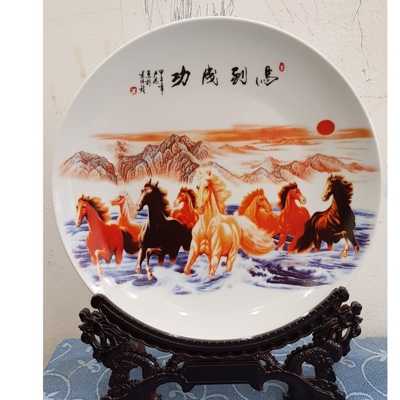 TRANH ĐĨA GỐM MÃ ĐÁO THÀNH CÔNG
