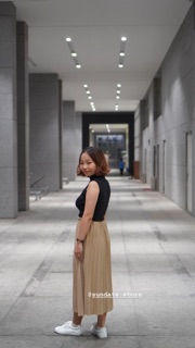 Chân váy dập li