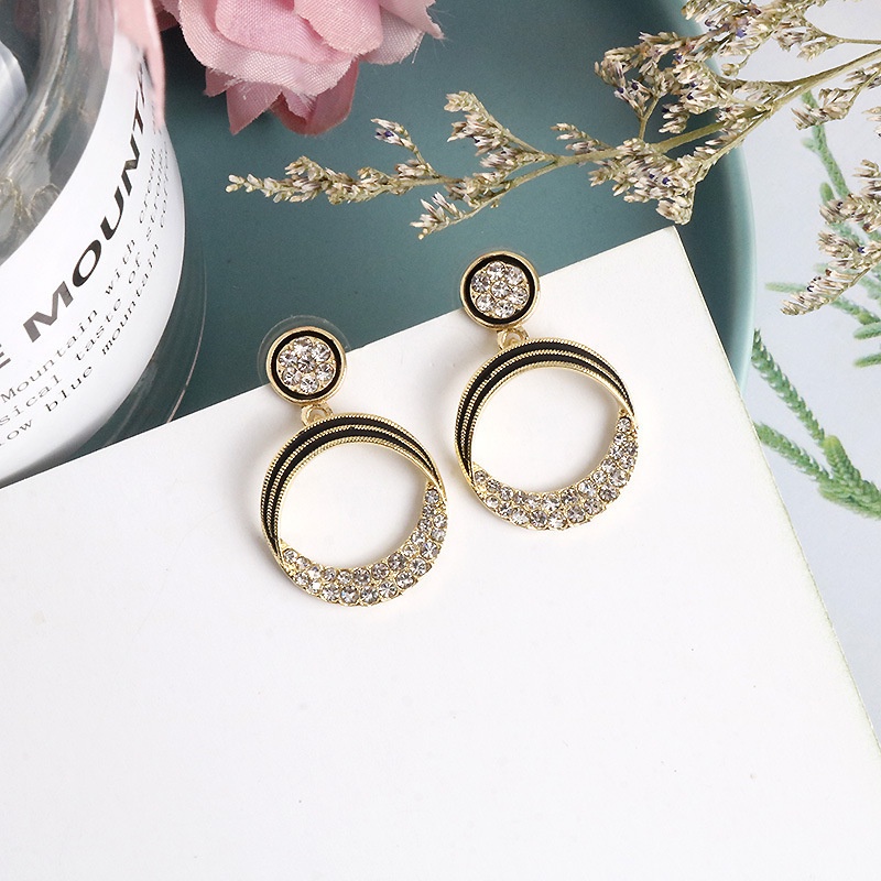 Bông tai khoen tròn đen đính đá, khuyên tai kiểu nữ Filibra - BT013