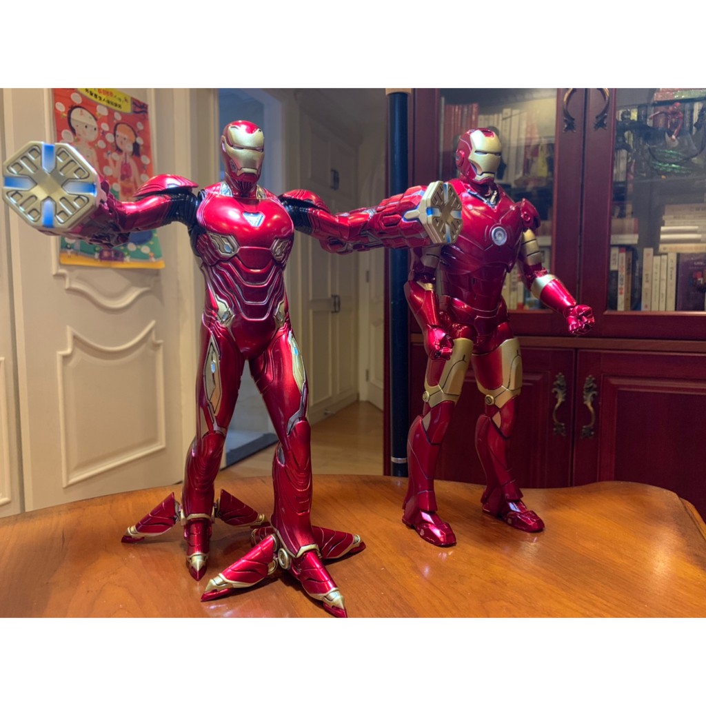 Mô hình Crazy Toys Iron Man Mark 50 Avengers Infinity War 1/6 30cm