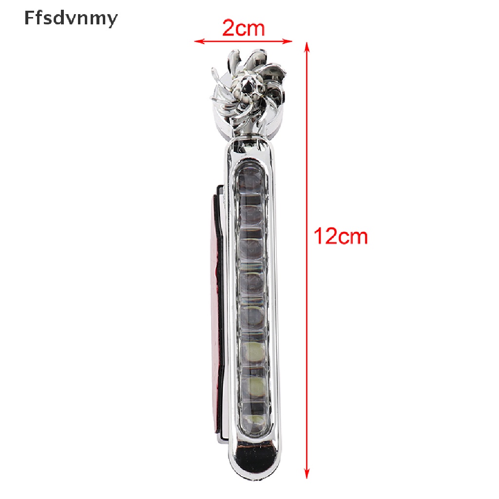 Đèn LED 8 Bóng Chạy Bằng Năng Lượng Mặt Trời