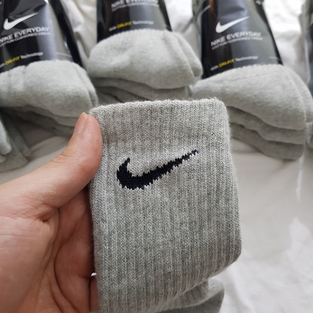 Pack 3 đôi tất thể thao Nike cao cổ Drifit màu xám  - Free ship + Quà tặng Loved socks by TatsTats.vn