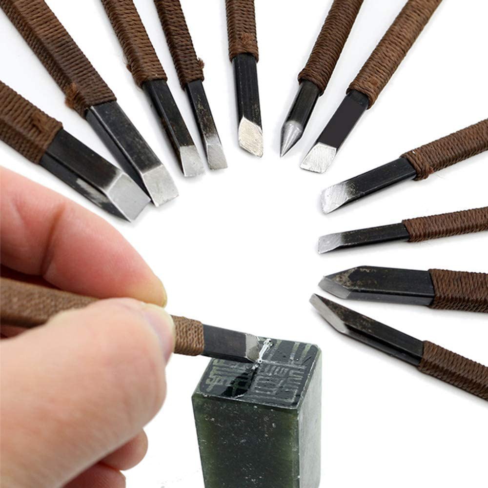 Bộ dụng cụ 18 món gồm 14 dao khắc bằng thép Mangan, ê tô kẹp mini bằng nhôm, đá mài sáp mini. Dùng khắc con dấu, trạm tr