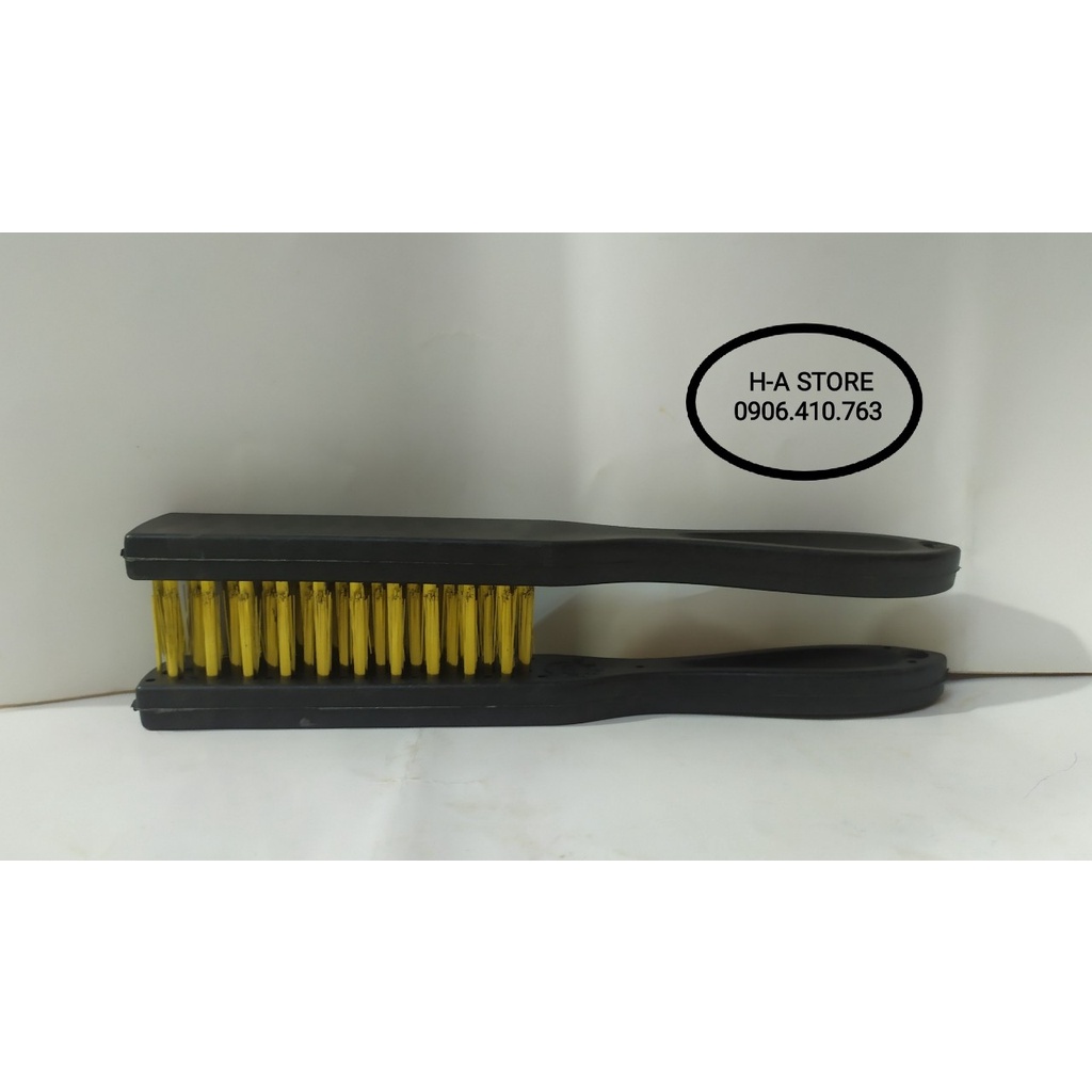 Bàn chải sắt đánh rỉ dùng vệ sinh bề mặt kim loại sàn nhà có tay cầm