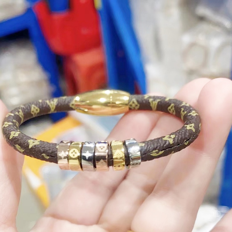 Vòng Tay Da Hoa Văn Titan Ko Đen TT 4316