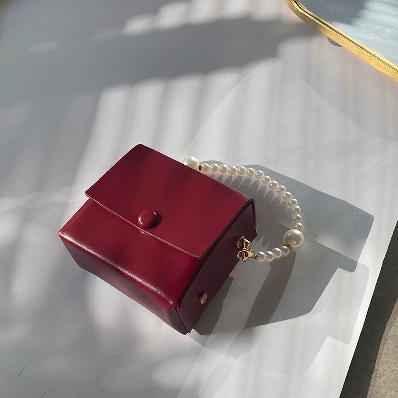 Túi hộp đeo chéo nhỏ phối dây ngọc trai phong cách Pháp retro cho nữ IELGY