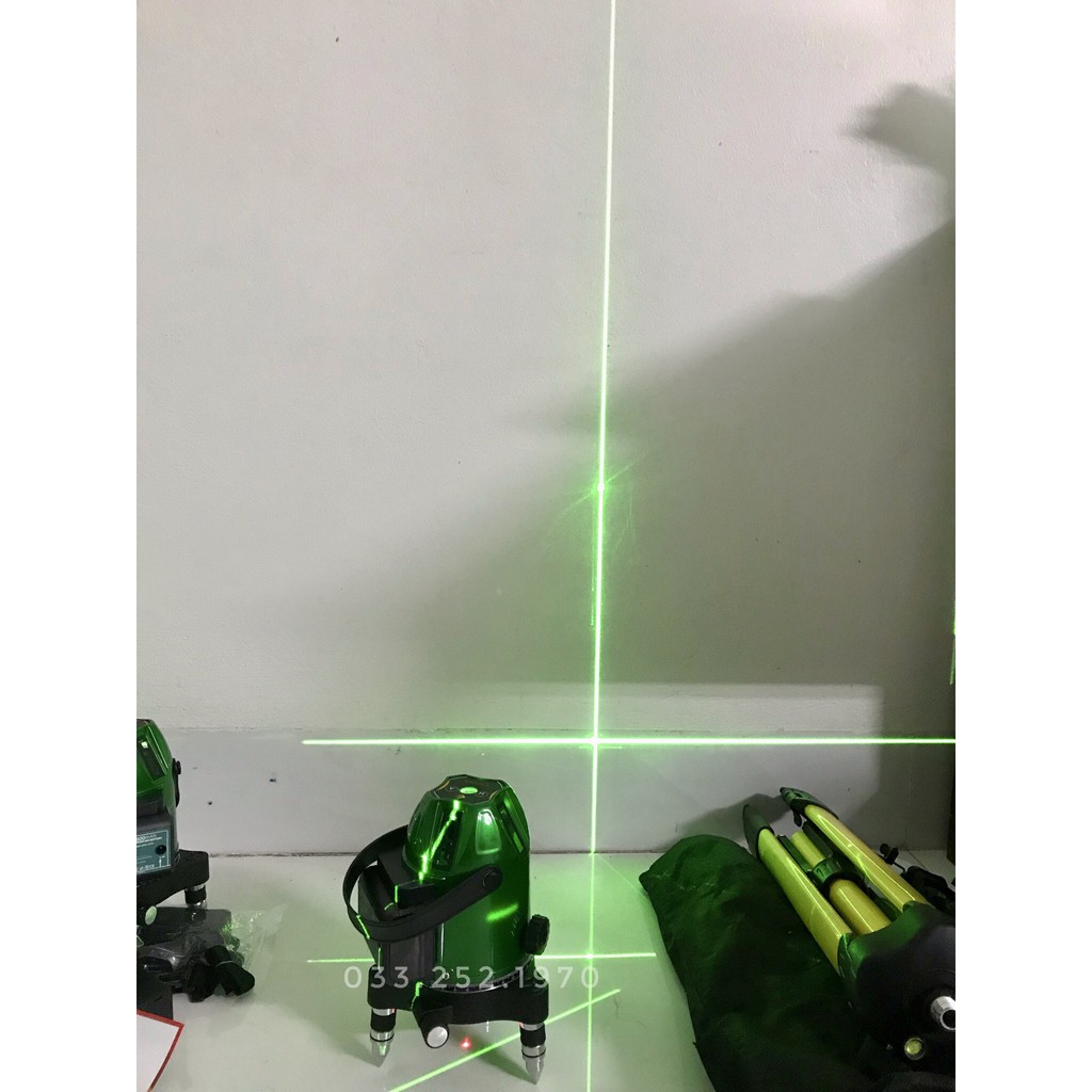 Máy cân bằng laser Akuza 686D 5 tia xanh chính hãng- BH 12 tháng