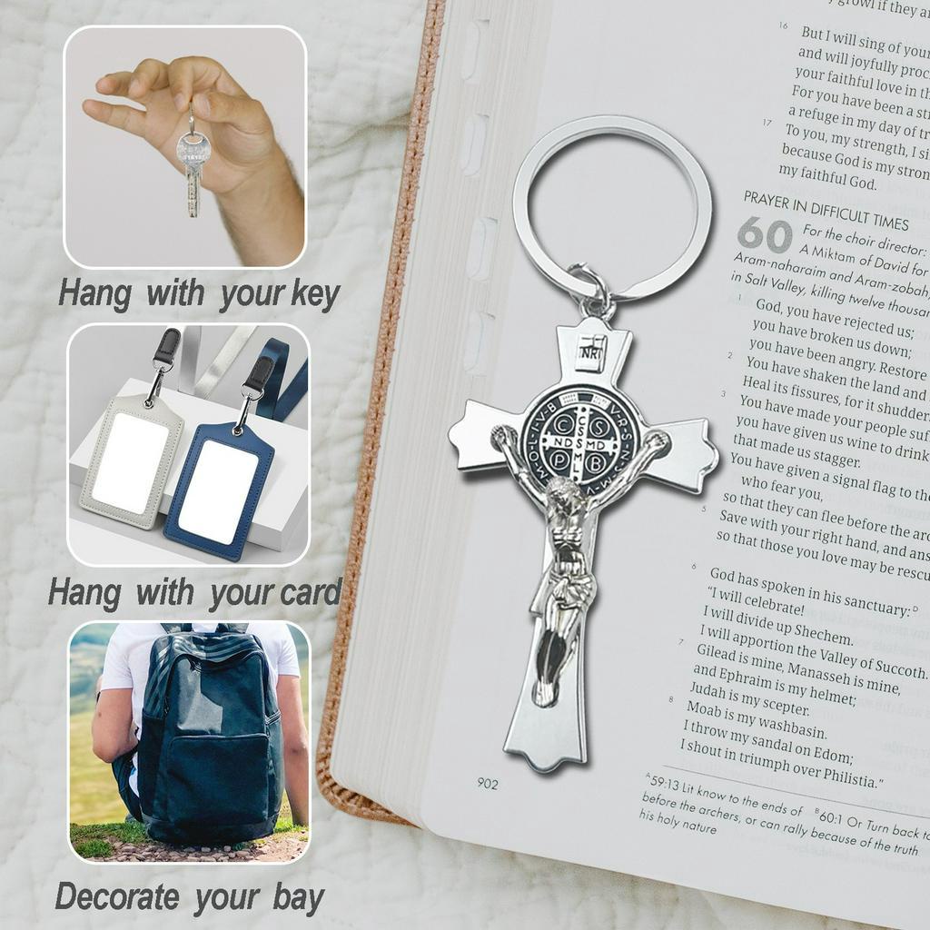 Bộ 2 Móc Khóa Xe Hơi Bằng Hợp Kim Hình Thánh Giá Độc Đáo