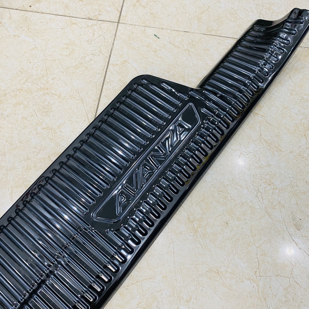 Ốp Bậc Cửa, Nẹp Bước Chân Toyota Avanza 2021 2022 2023 Mẫu Titan Cao Cấp + tặng keo trợ dính