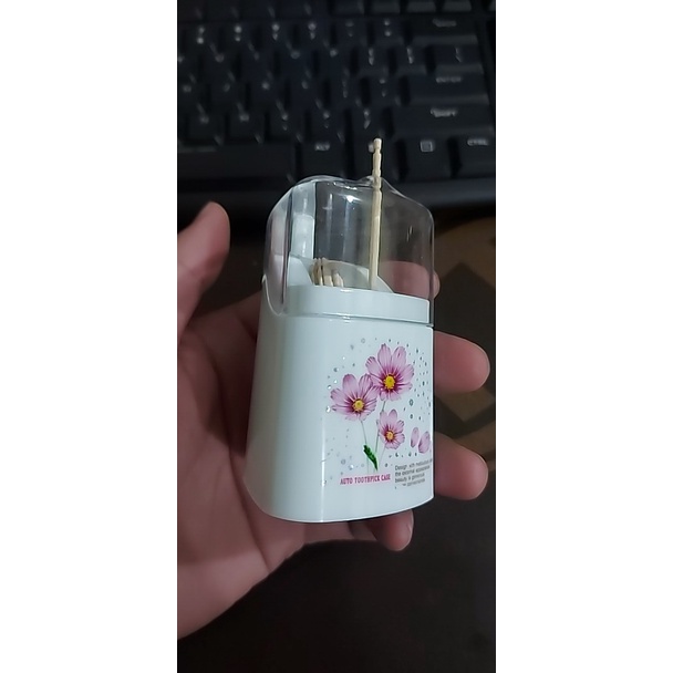Hộp đựng tăm tự động hình tam giác thông minh - lọ đựng tâm - hũ đựng tăm xỉa răng