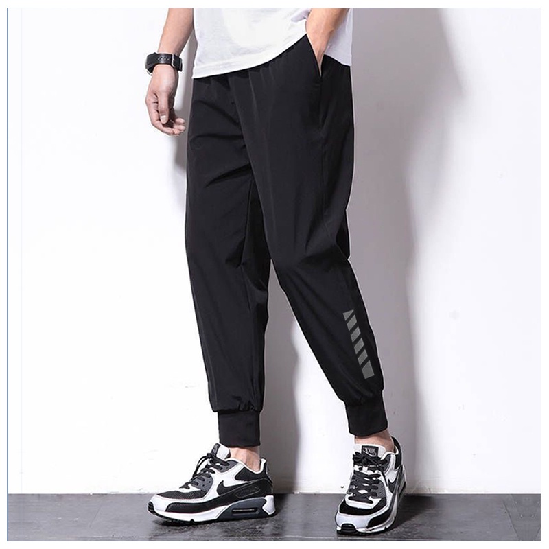 Quần Jogger - Quần dài nam thu đông UMI khóa túi chống nước