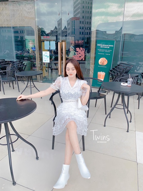 Váy ren tơ hoa 3 tầng 20019