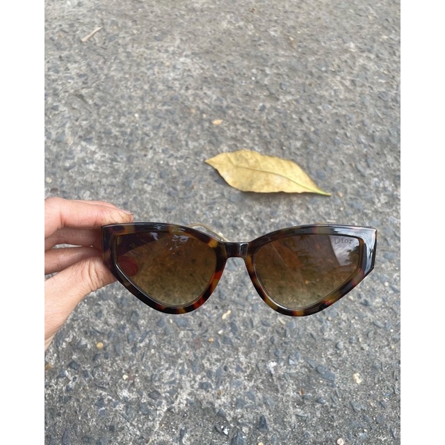 Mắt kính hiệu dior 2hand