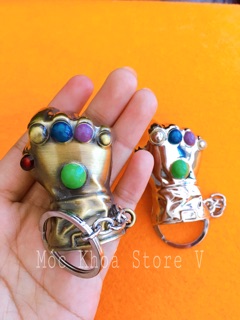 Móc Khoá Găng Tay Thanos - MARVEL