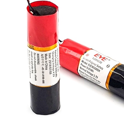 Pin Lipo 3.7V 220mAh trụ dài 3cm đường kính 1CM thương hiệu EVE - ShopThongMinh5.0