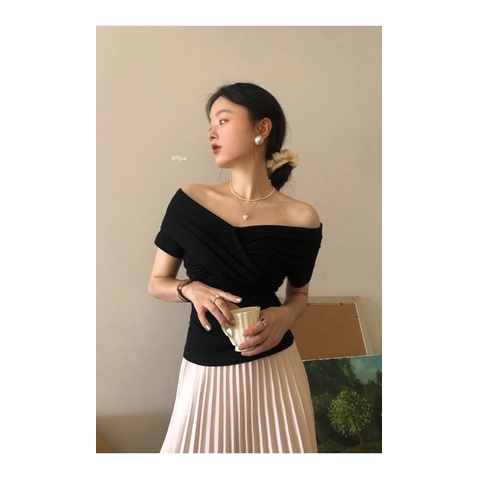 Set thời trang nữ áo trễ vai thun ngắn tay + chân váy xếp ly lưng chun sang trọng