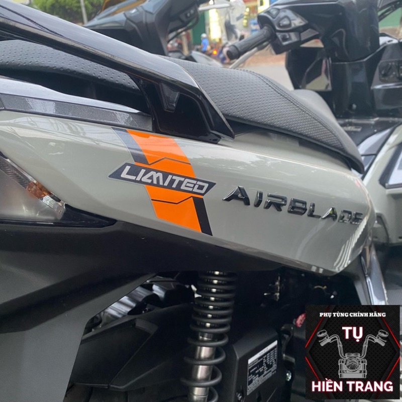 TEM LOGO ỐP SƯỜN AIRBLADE NỔI 3D MÀU ĐEN ZIN AIRBLADE GIỚI HẠN 2021 CHÍNH HÃNG HONDA