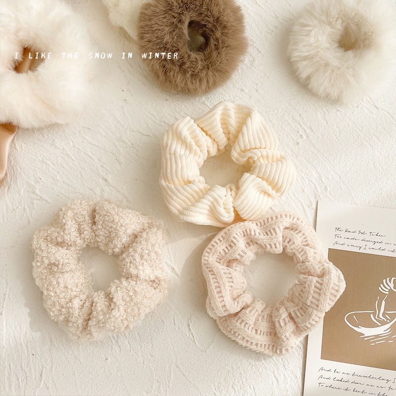 Dây buộc tóc Scrunchies tone be trắng Vintage