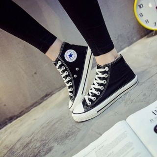 Giày thể thao convers
