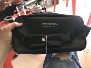 Túi đeo chéo Adidas