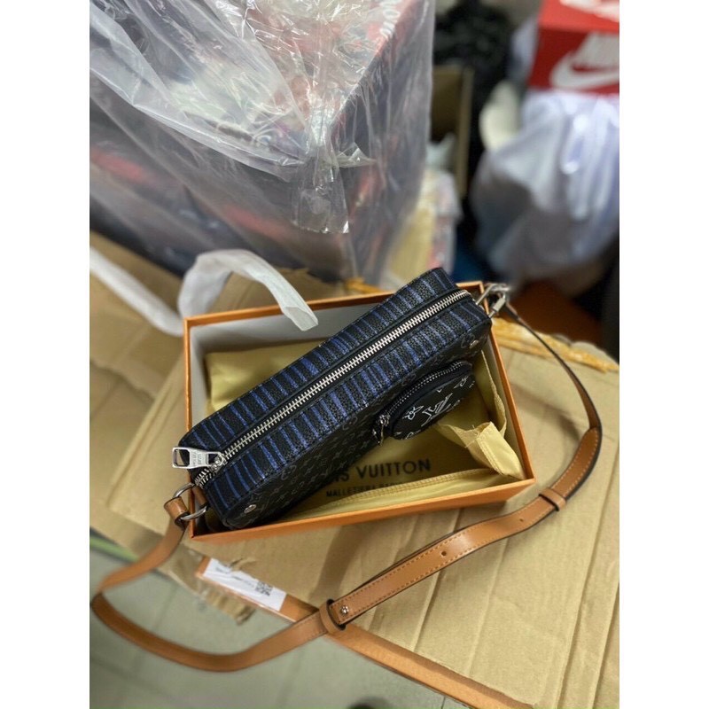 TÚI ĐEO CHÉO NAM LV0310 VOLGA ON STRAP FULLBOX HÀNG SẴN CÓ SHIP GRAB | BigBuy360 - bigbuy360.vn